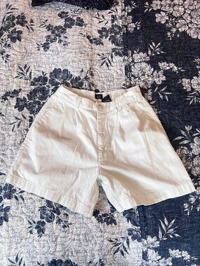 Vintage Pleated A-Line Dockers Shorts